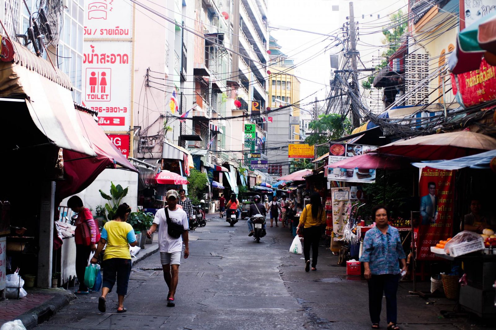 Why You Need To Visit Bangkok's Chinatown