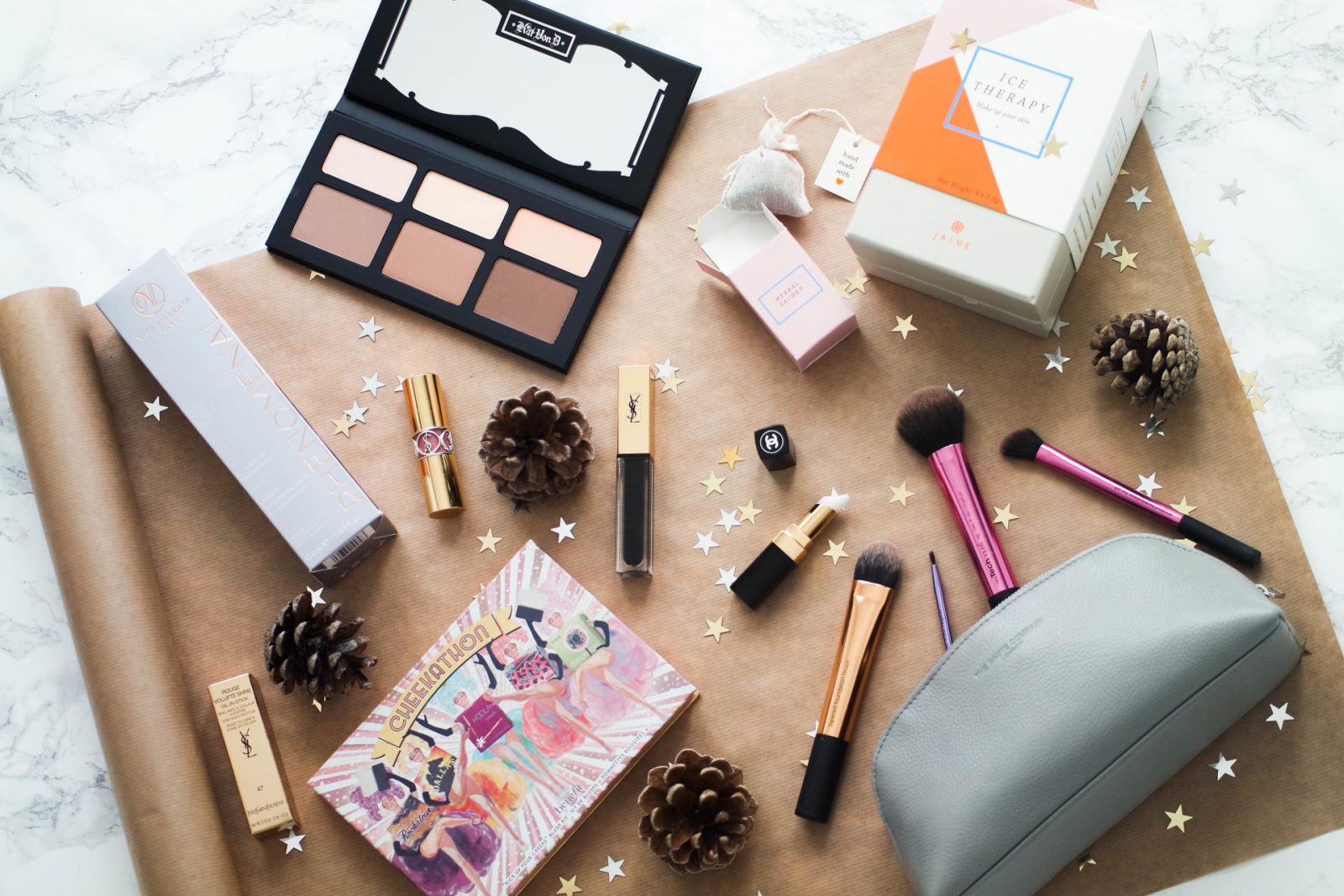 How To Nail Gifting For Her This Christmas For The Beauty Lover