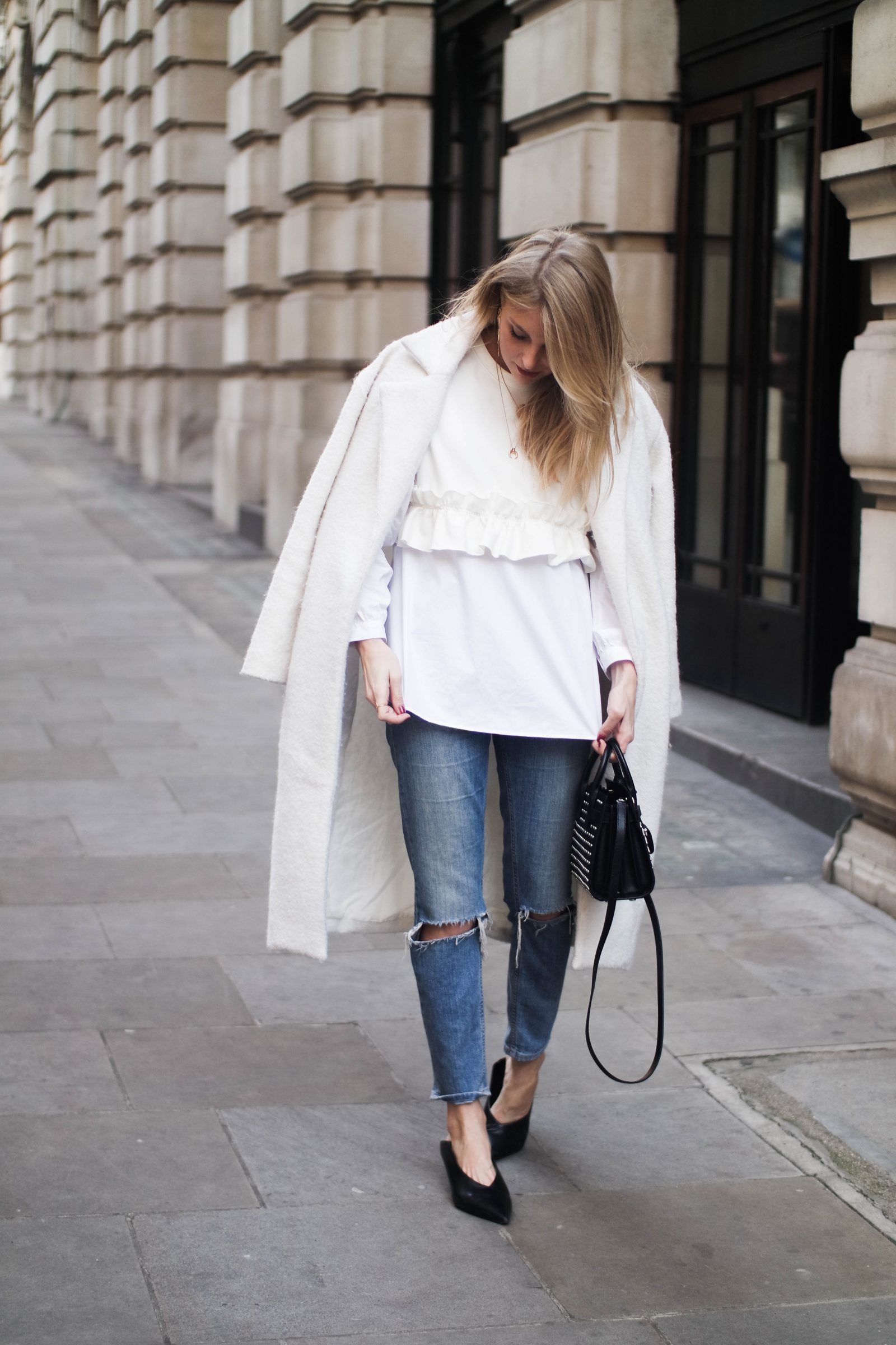 LFW Day 1 - Street Style