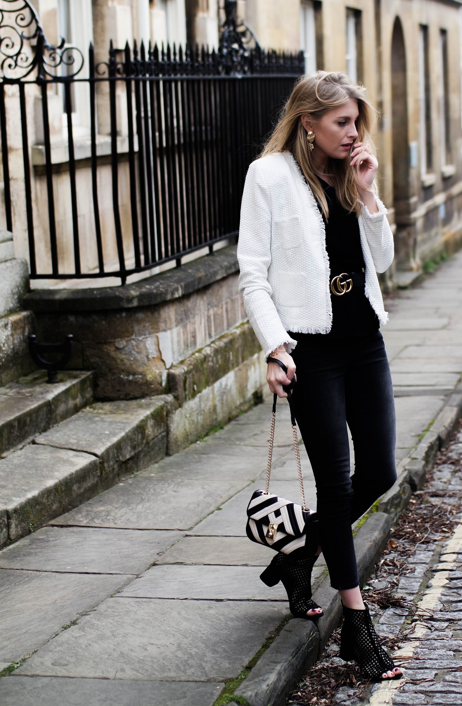 Modern Femininity Hush - Smart Casual Monochrome Look