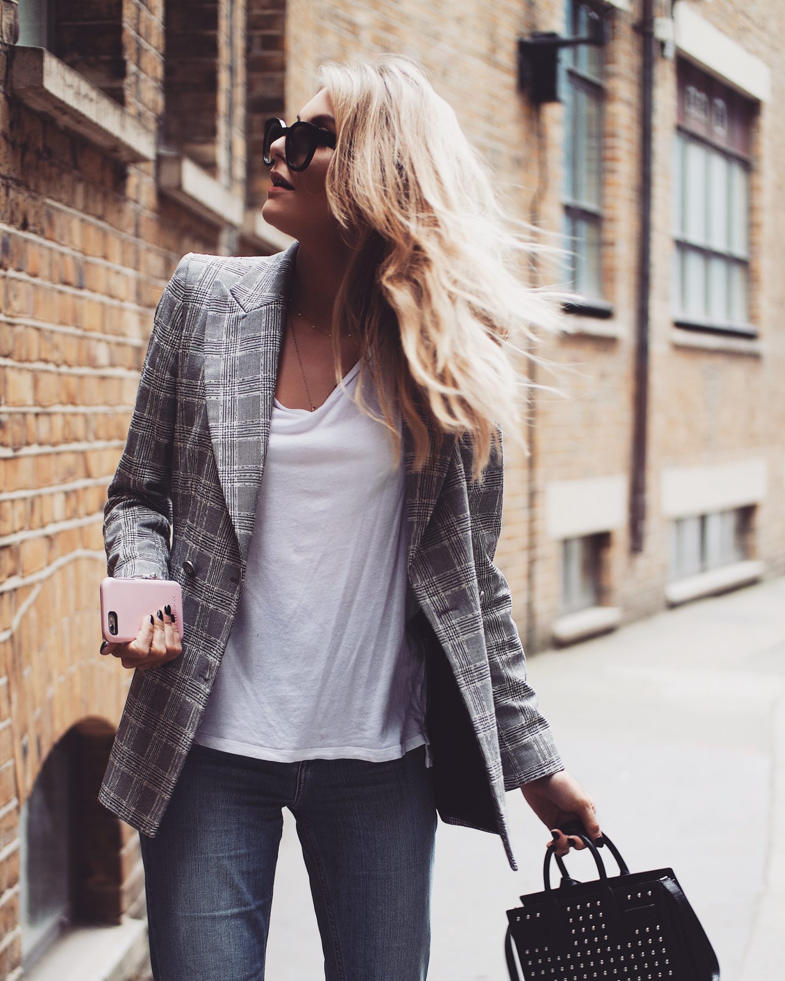 3 Apps to Increase Page Views - Street Styling