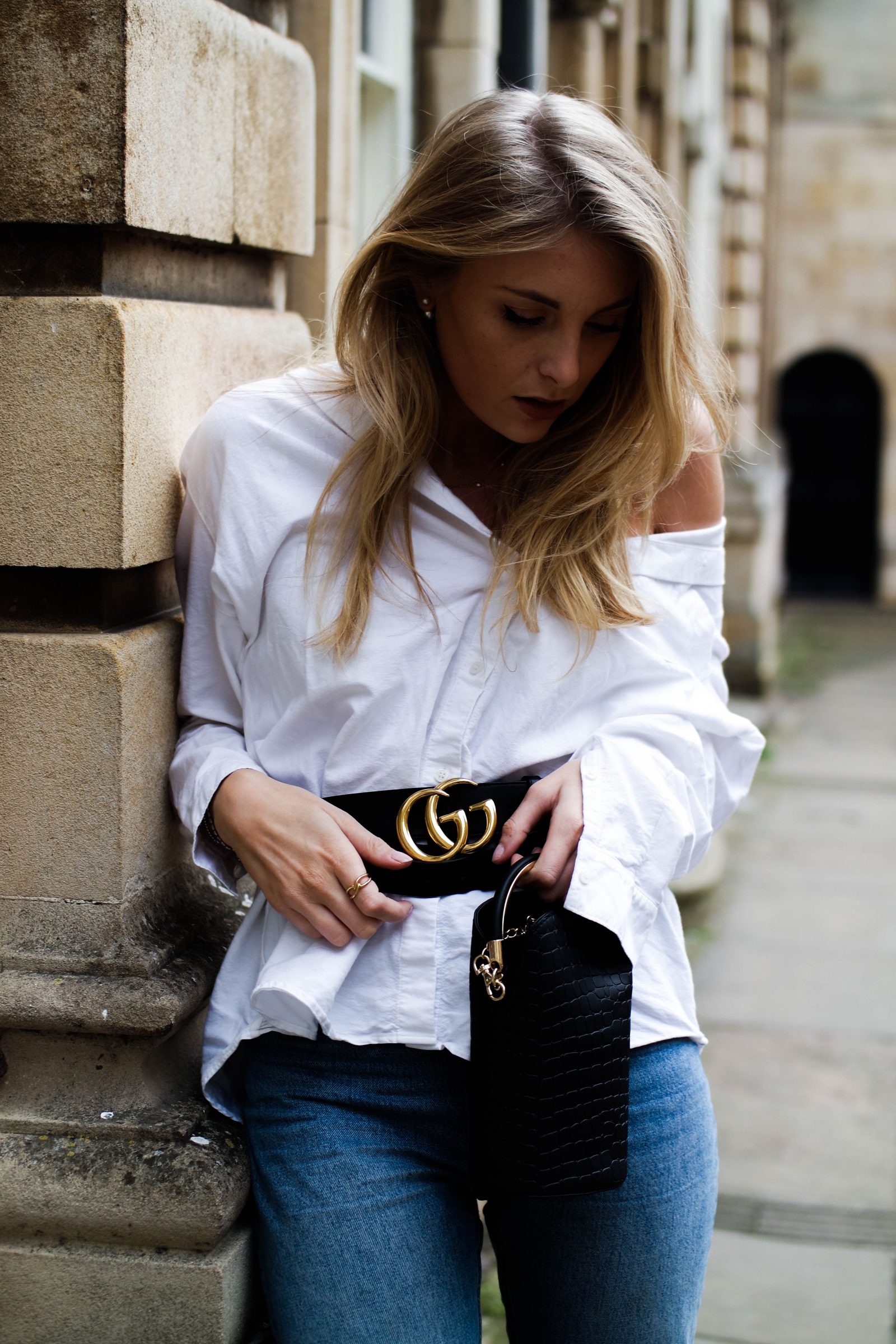 The New Way To Wear Your Statement Belt - Blogger Spring Street Style 