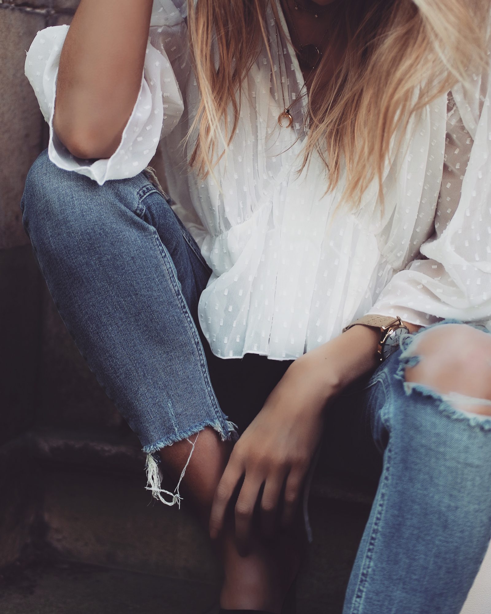 Little White Dress - Frayed Hem Jeans