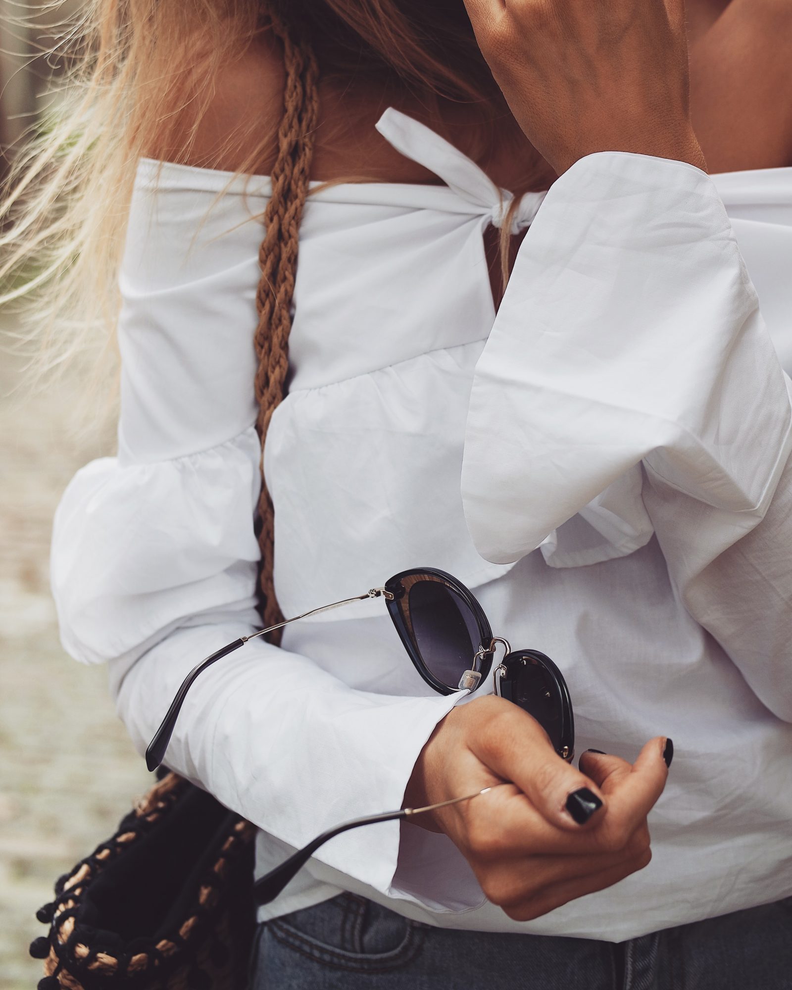 Love Sheinside - White Ruffle Off Shoulder Top