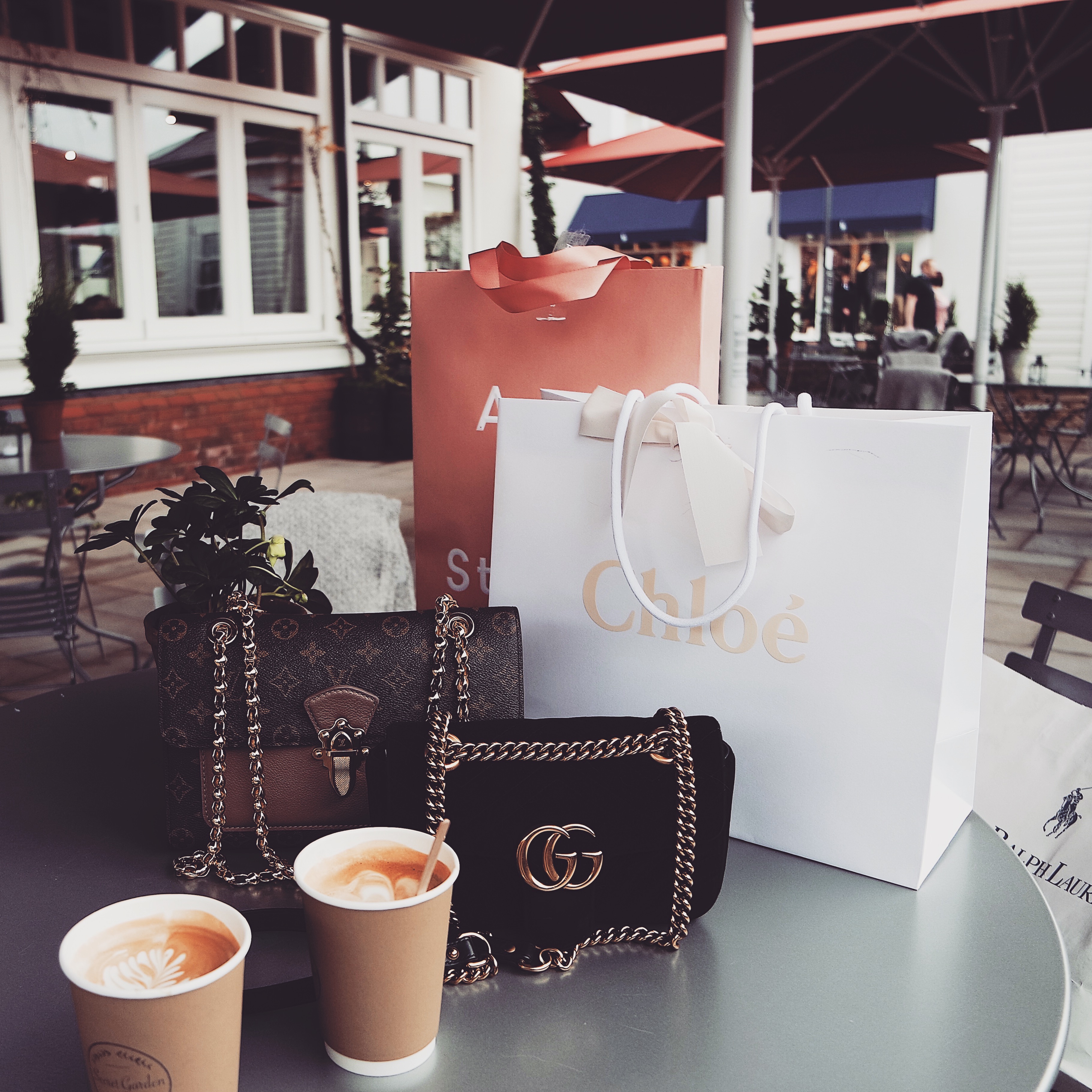 bicester village gucci contact number