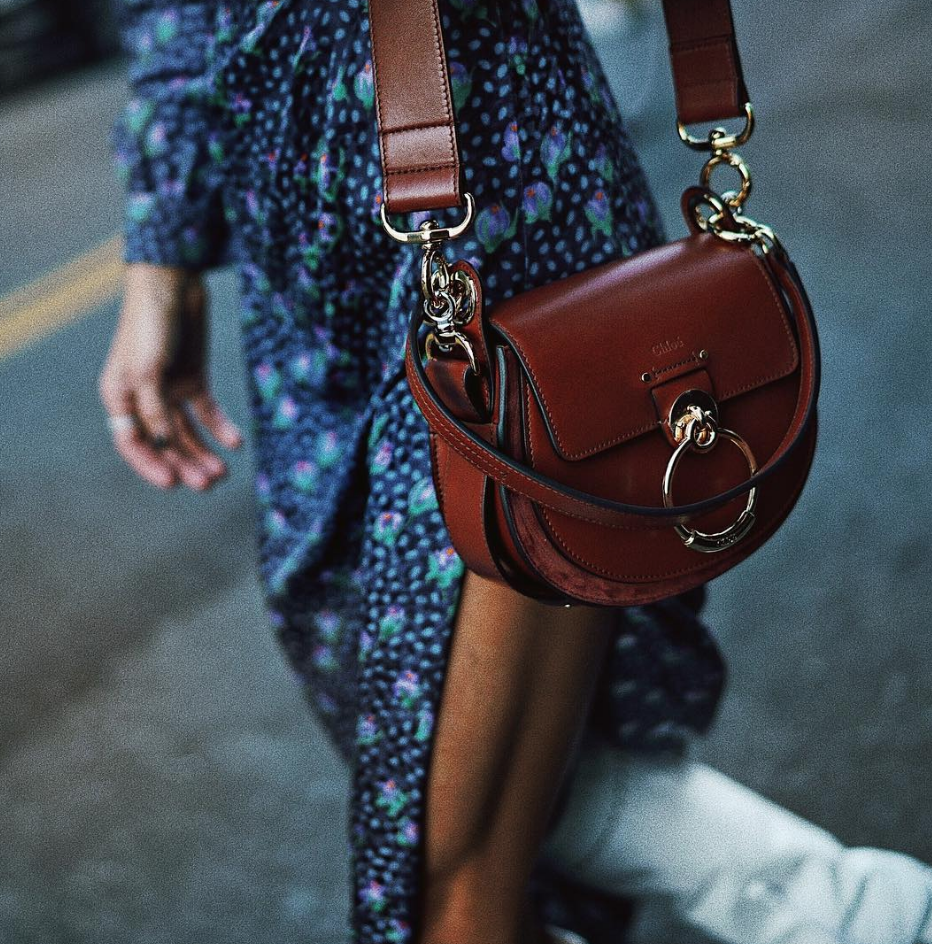 chloe tess bag street style